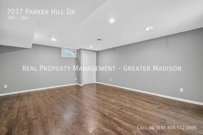 Building Photo - 7037 Parker Hill Dr