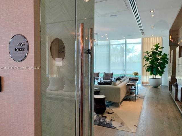 Building Photo - 480 NE 31st St