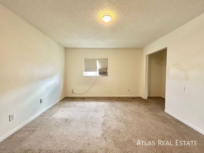 Building Photo - 3392 W 66th Pl