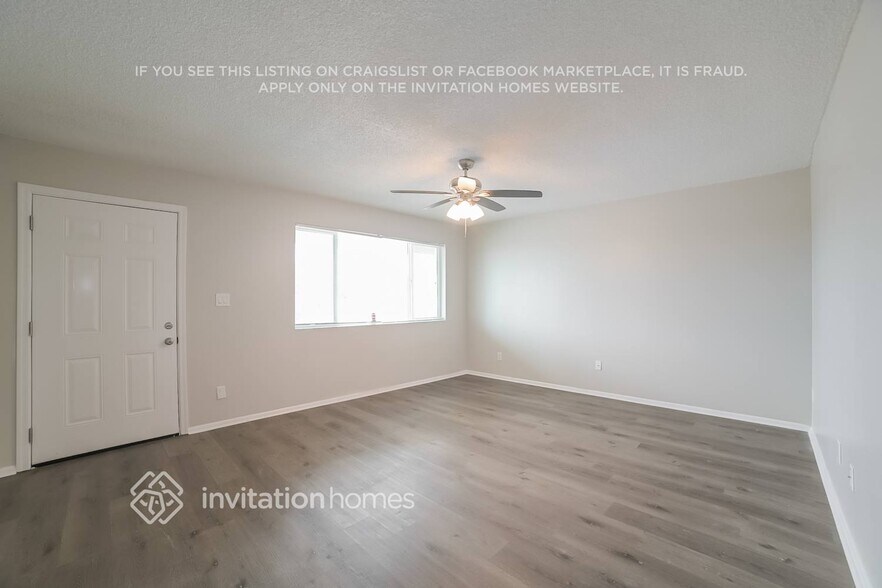 Building Photo - 11447 N 43rd Dr