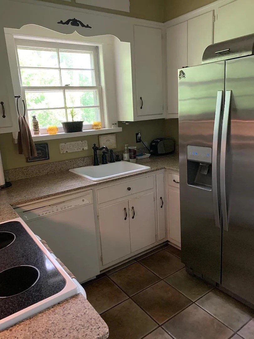 Building Photo - 1313 Fairmont St