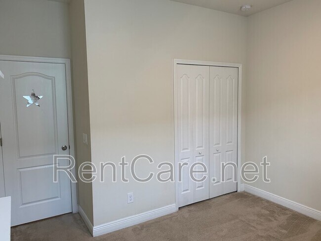 Building Photo - 14656 Trapper Rd