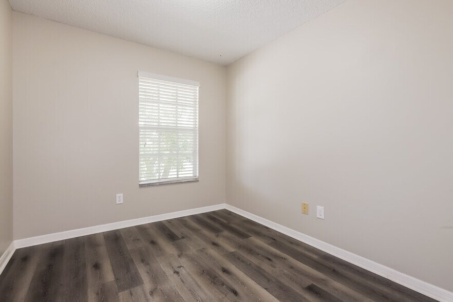 Building Photo - 2601 Berryvine Pl