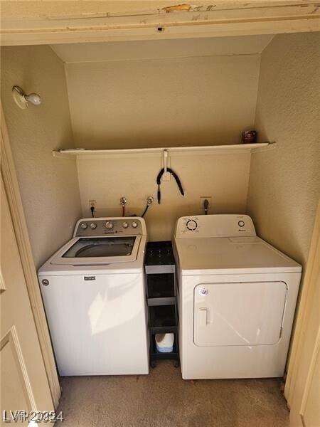 Building Photo - 5081 River Glen Dr