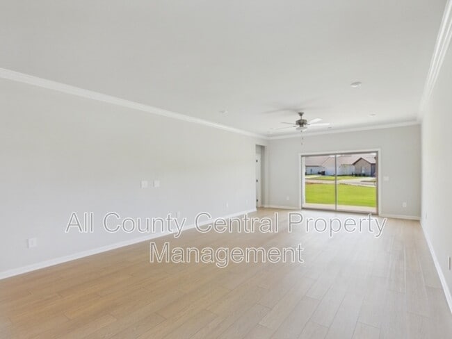 Building Photo - 15652 Ruthie Lynn Dr
