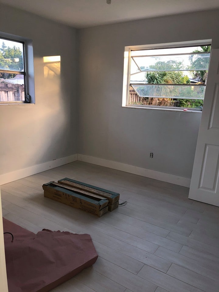 Building Photo - 52 E 17th St