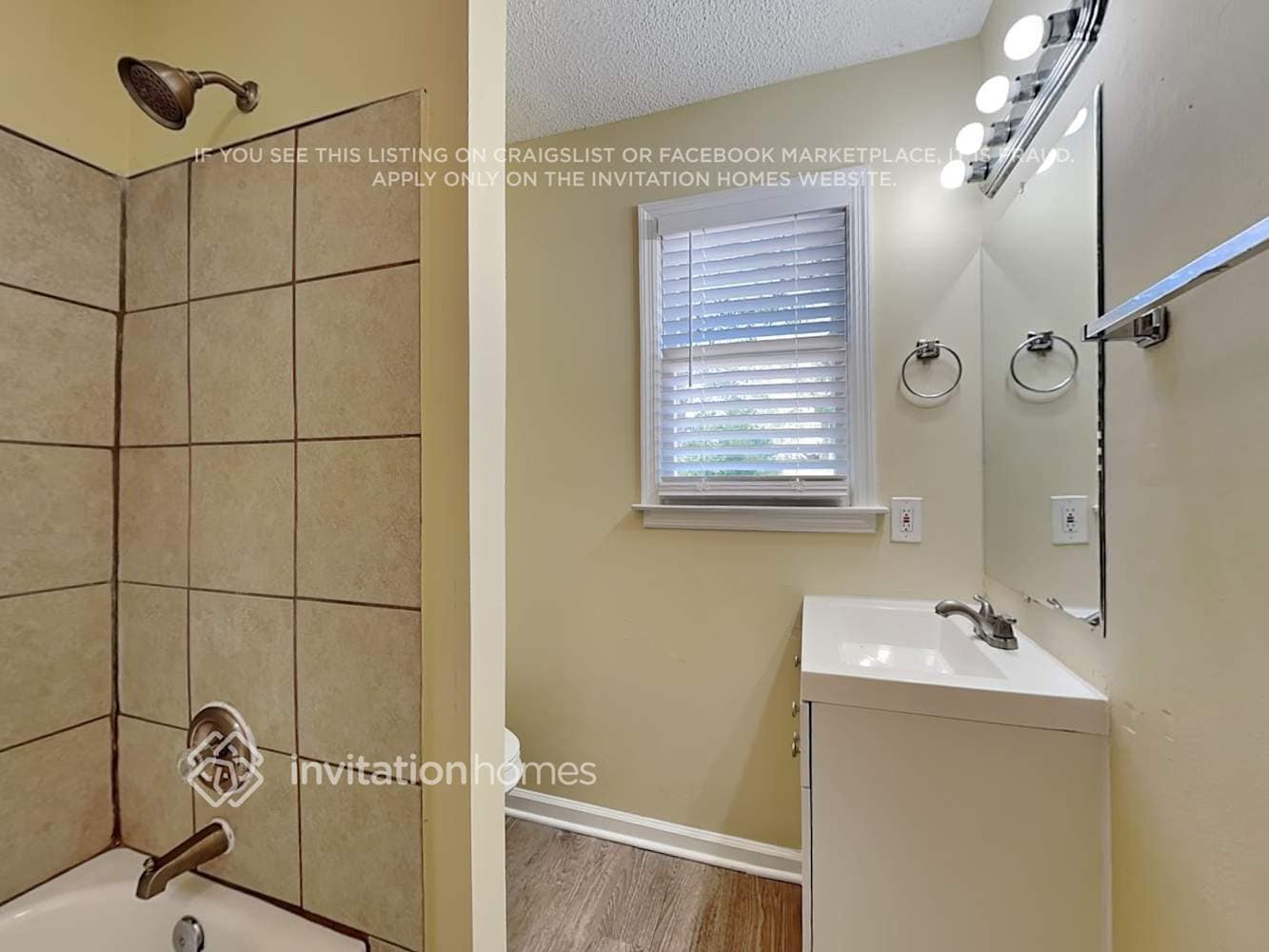 Building Photo - 4756 Saddleridge Rd