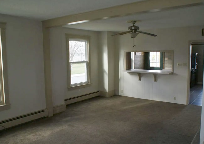 Building Photo - Fleetwood Borough Rental