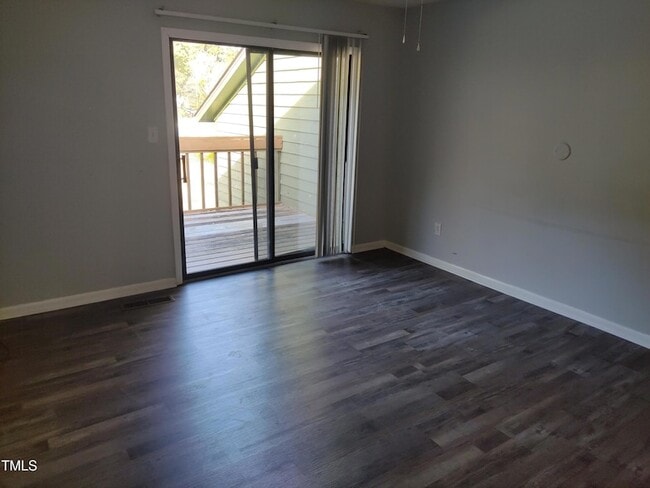 Building Photo - 1 Carriage Cir