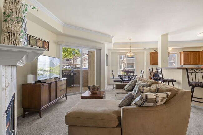 Building Photo - First-Floor Condo in Stratmoor Hills