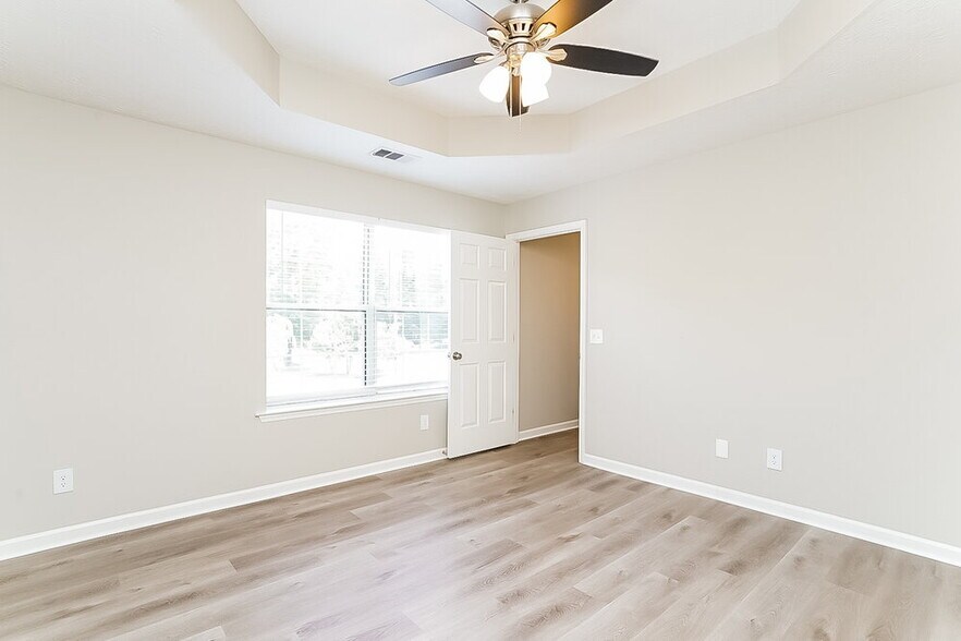 Building Photo - 115 Springfield Dr