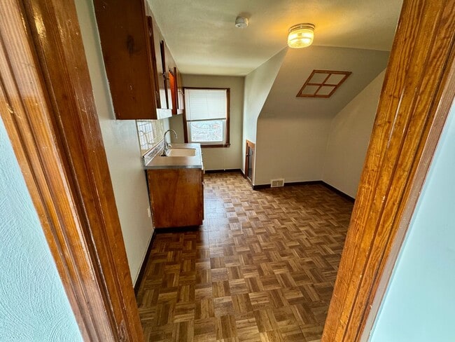 Building Photo - 3 Bedroom 2 Bath in Natrona Heights, PA!