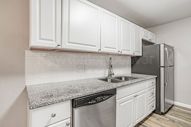 Building Photo - 16359 W 10th Ave