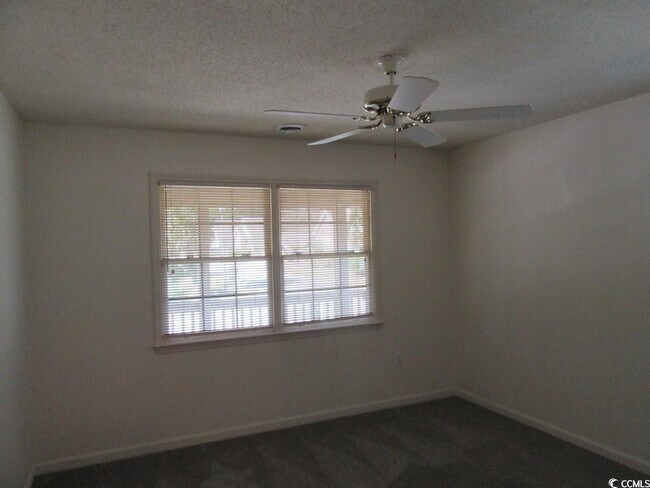 Building Photo - 4483 Baker St