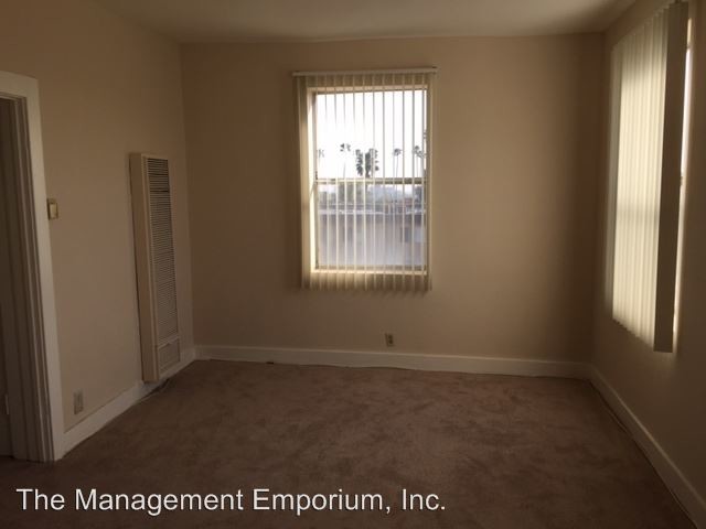 Building Photo - 2057 Dracena Dr