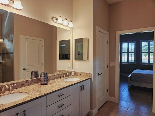 Building Photo - 10468 Crooked Crk Dr