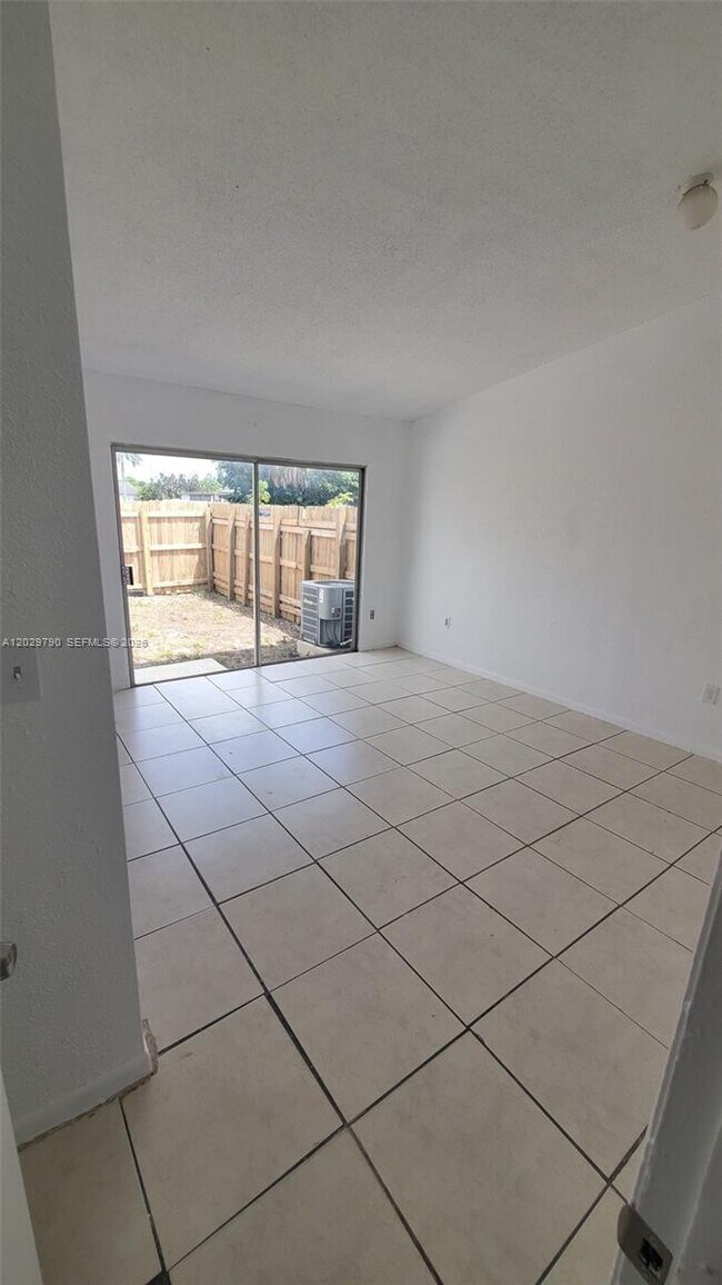 Building Photo - 18047 NW 41st Pl