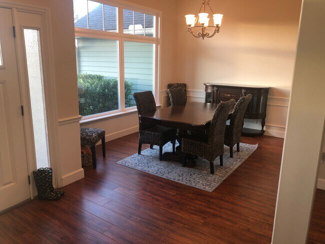 Building Photo - Beautiful Home In Cinnamon Hills