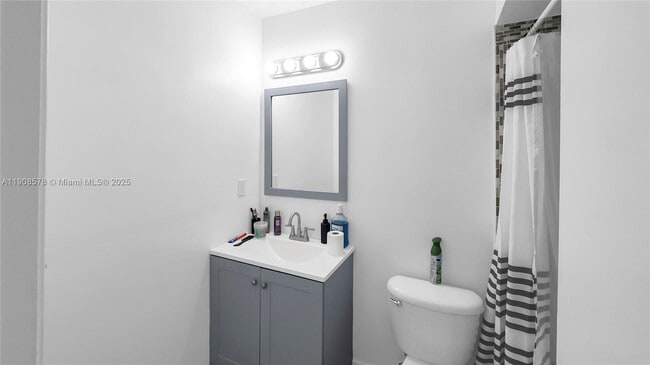 Building Photo - 4200 NW 3rd Ct