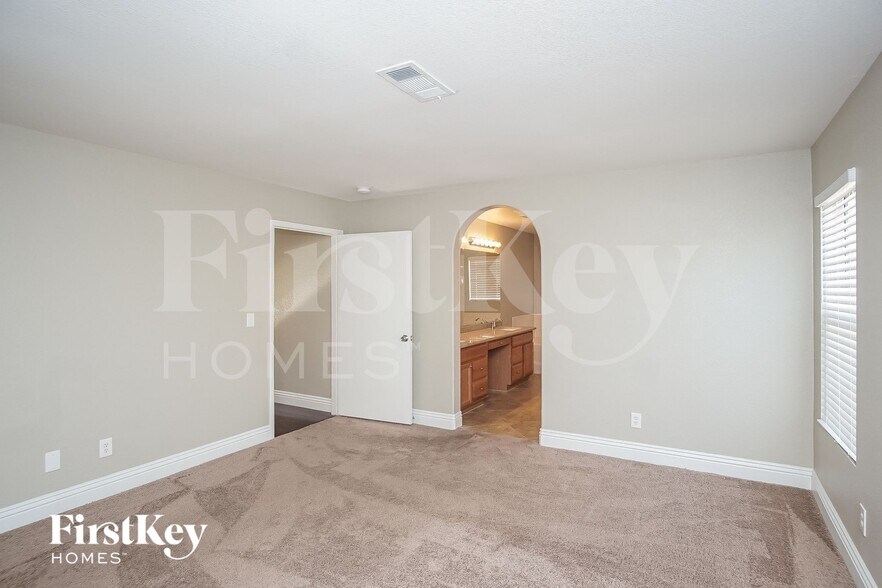 Building Photo - 5040 Frozen Springs Ct