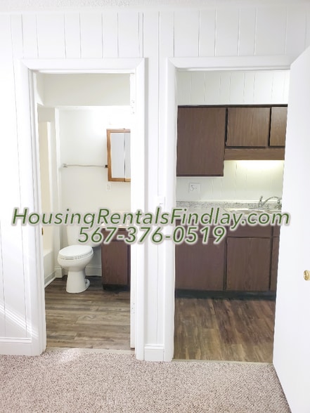 Building Photo - 819 N Cory St