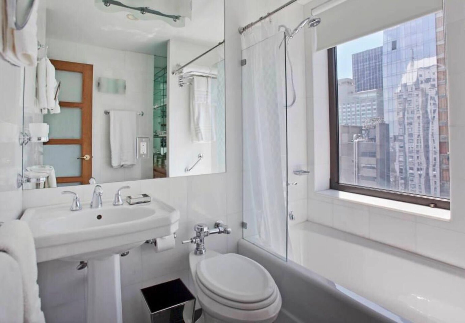 Building Photo - 117 W 58th St