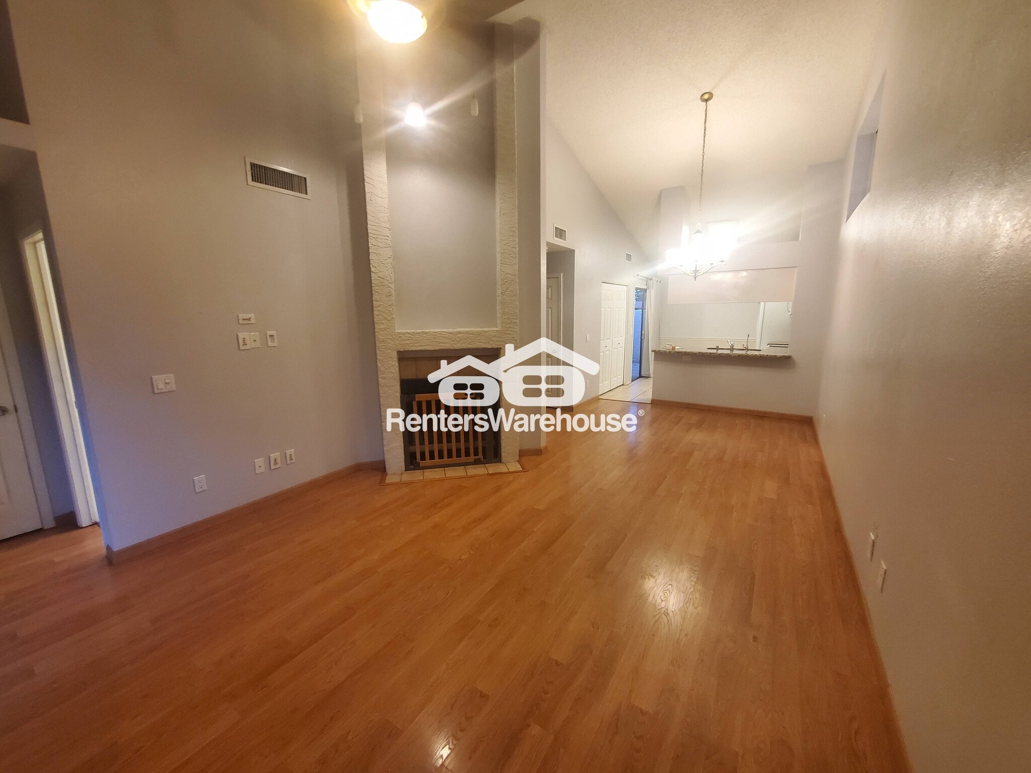 Building Photo - 1718 S Longmore