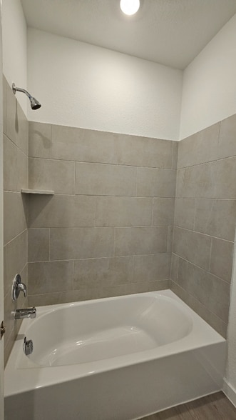 Building Photo - 6747 Welsh Dr