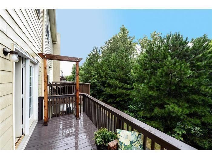 Building Photo - 2657 Cedar Dr