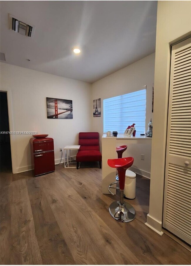 Building Photo - 929 NW 45th Terrace