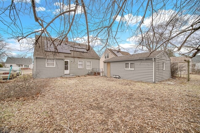 Building Photo - 2611 Ellen Ave