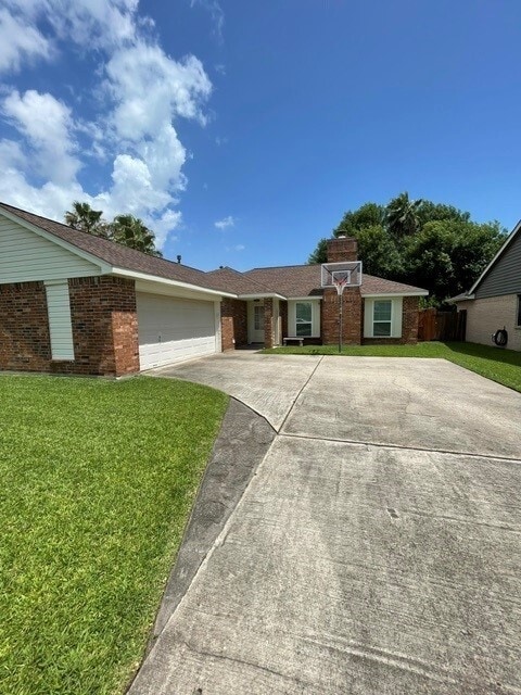 Building Photo - 10923 Birch Dr