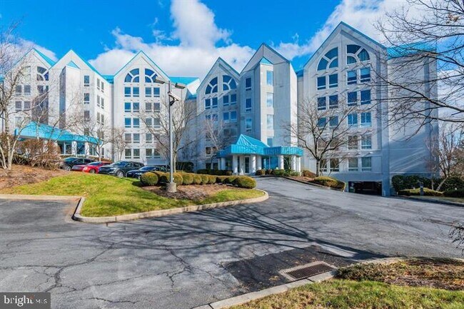 Building Photo - 1510 Waterford