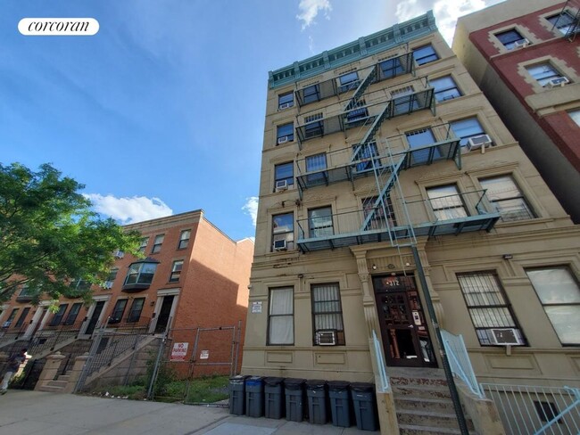 Building Photo - 312 W 121st St