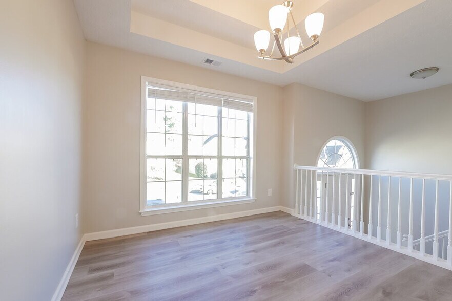 Building Photo - 8062 Mustang Ln