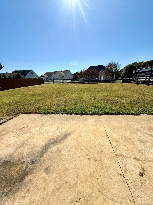 Building Photo - 3007 Hemby Commons Pkwy