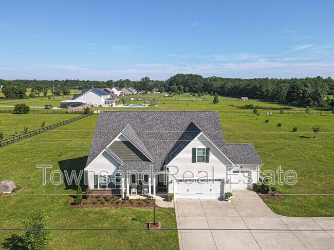 Building Photo - 2935 Duck Pond Rd