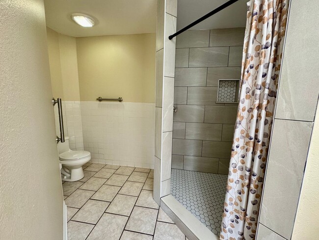 Building Photo - 3/2 Mount Dora Home with NO HOA!