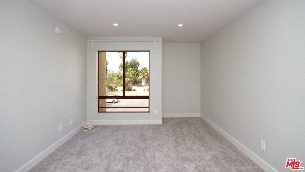 Building Photo - 6820 Remmet Ave