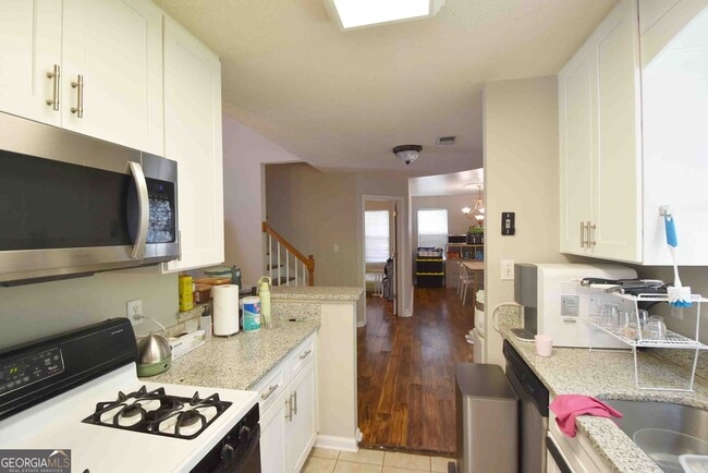 Building Photo - 115 S Fairfield Dr