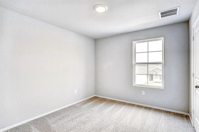Building Photo - 5905 Brocade Dr