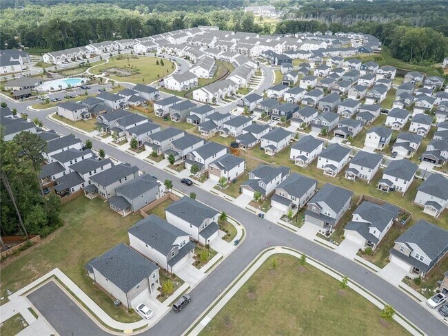 Building Photo - 1510 Lyon Wy Dr