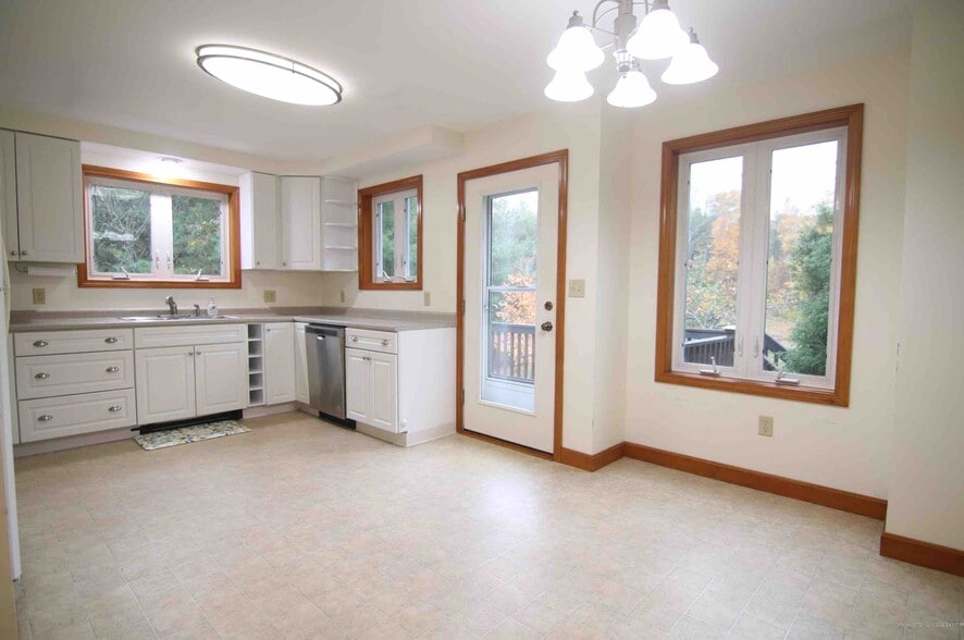 Kitchen - 310 Sebago Rd