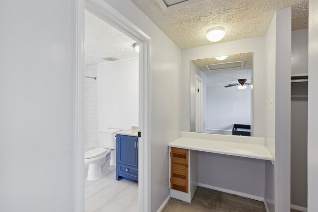 Building Photo - 25636 Coltrane Dr