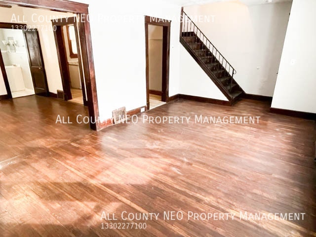 Building Photo - 3348 W 100th St