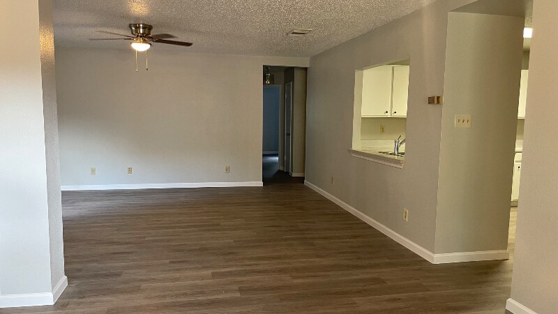Building Photo - 6818 Barton Rock Ln
