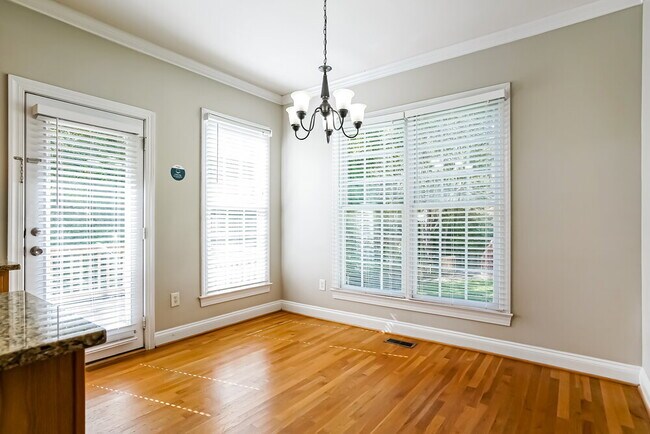 Building Photo - 861 Stroud Cir