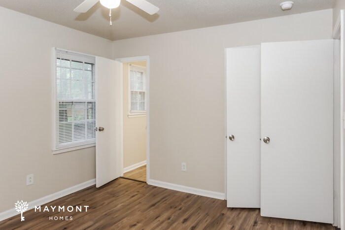 Building Photo - 4417 Millvale Dr SW