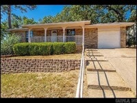 Building Photo - 504 Nan Cir