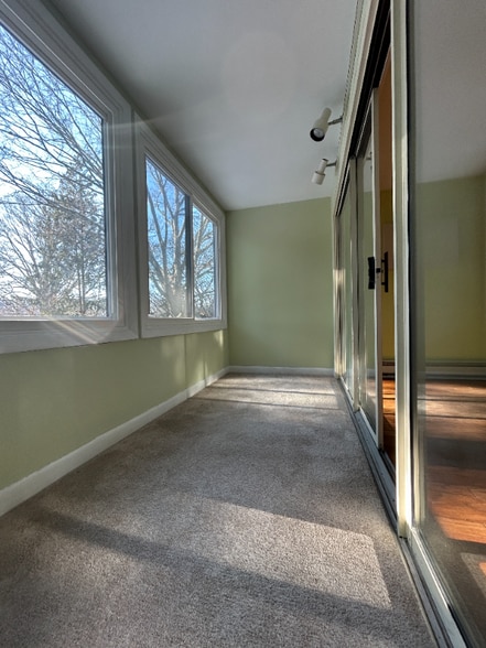 Building Photo - 24 Camp St